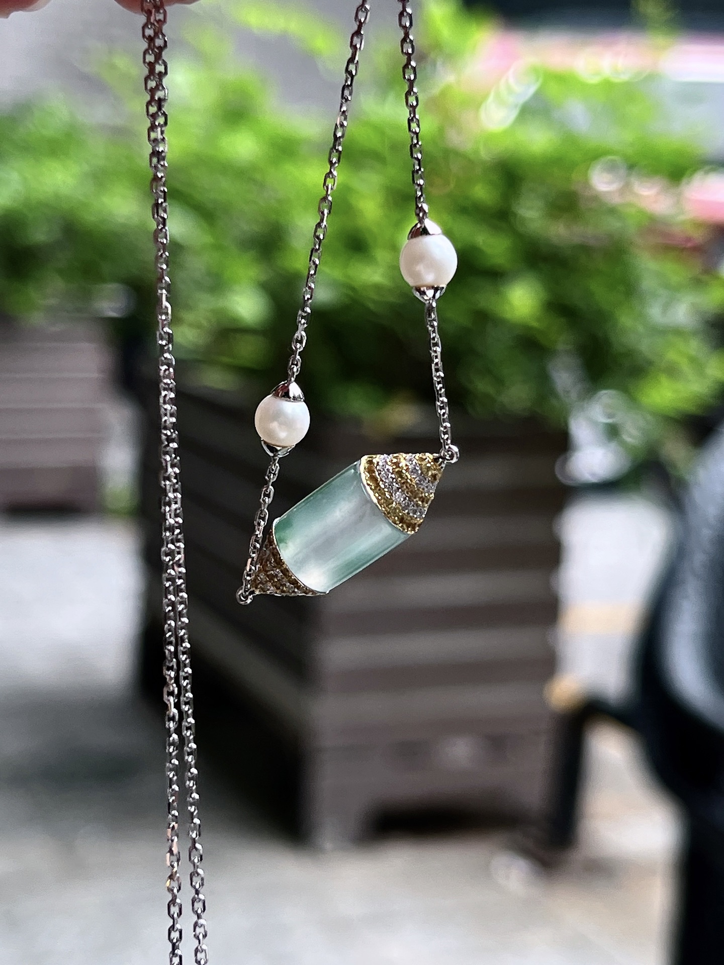 天然翡翠 路路通锁骨链 裸石尺寸9.6-7.7mm