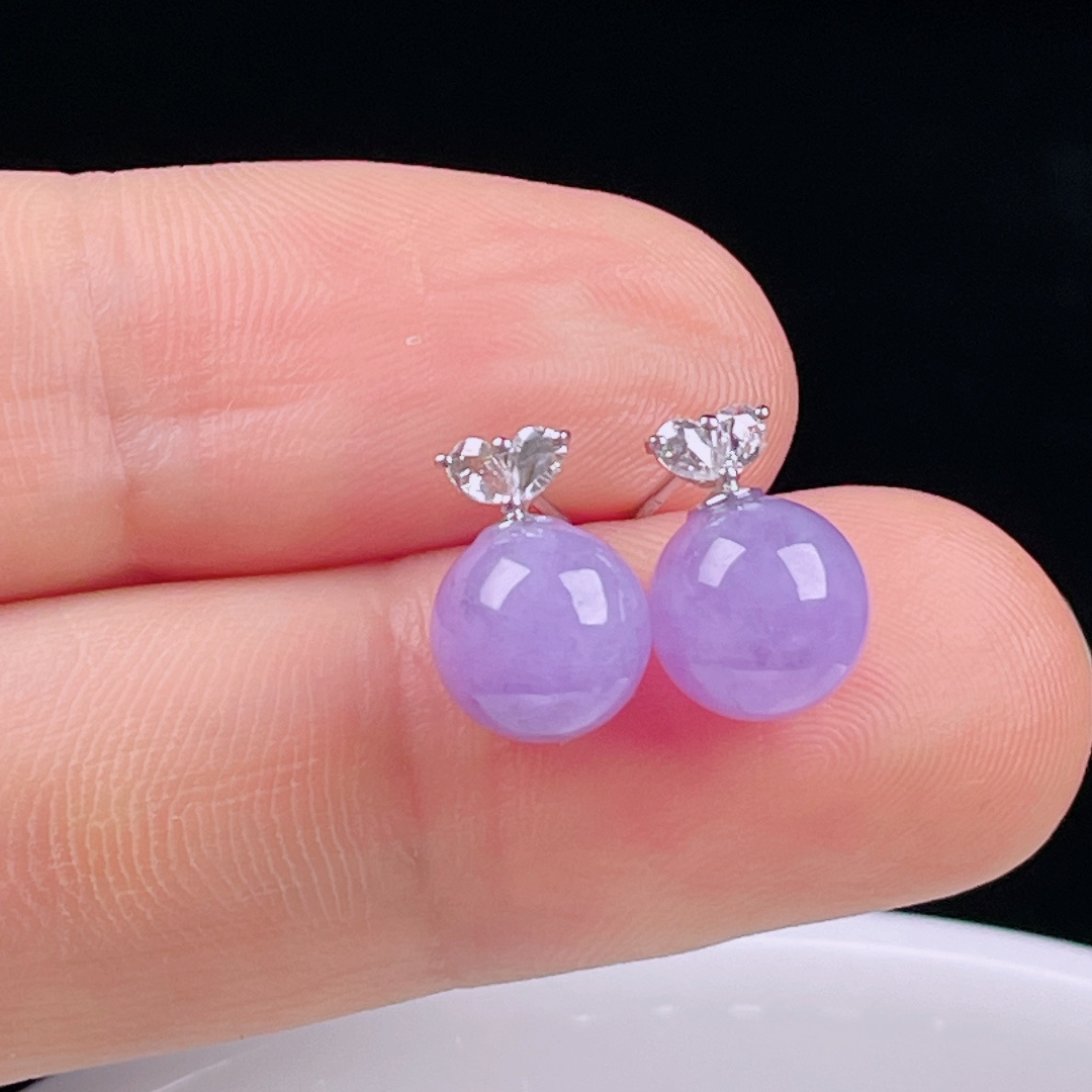 ️老种起光，细底通透，尺寸：裸石7.9mm0701