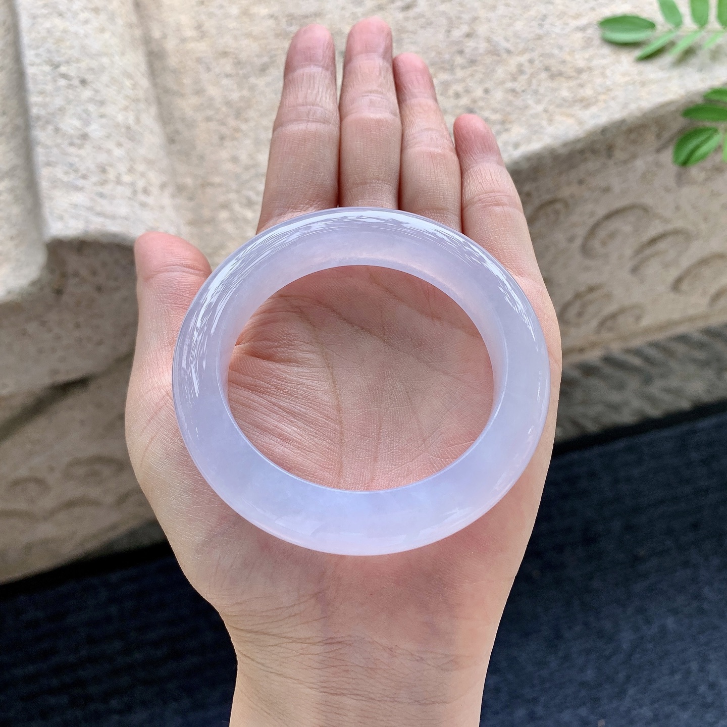 正圈 圈口52/12.3/9.7 编码GL070251 描述冰糯粉紫，水润，种老，细腻，无裂