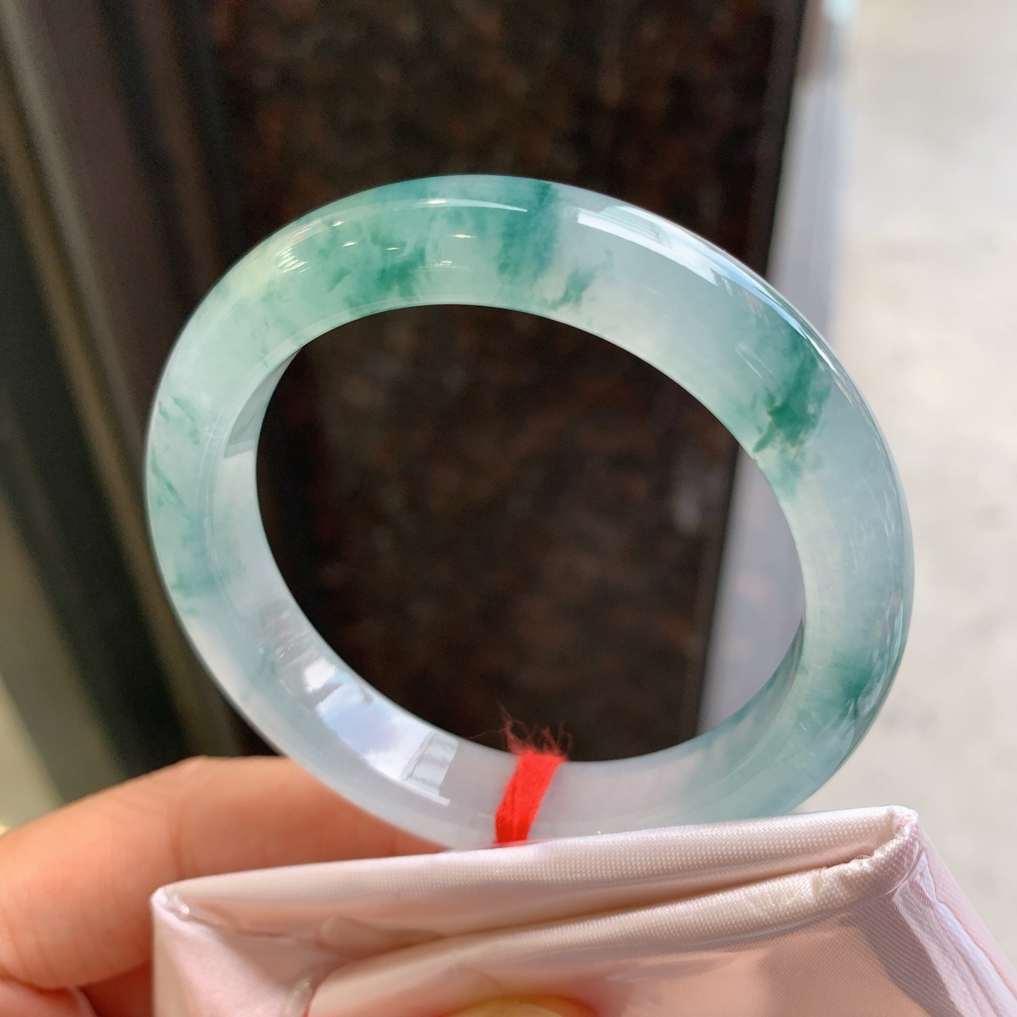 正圈冰飘花 微细纹 尺寸：50.6/10.5/8 冰润