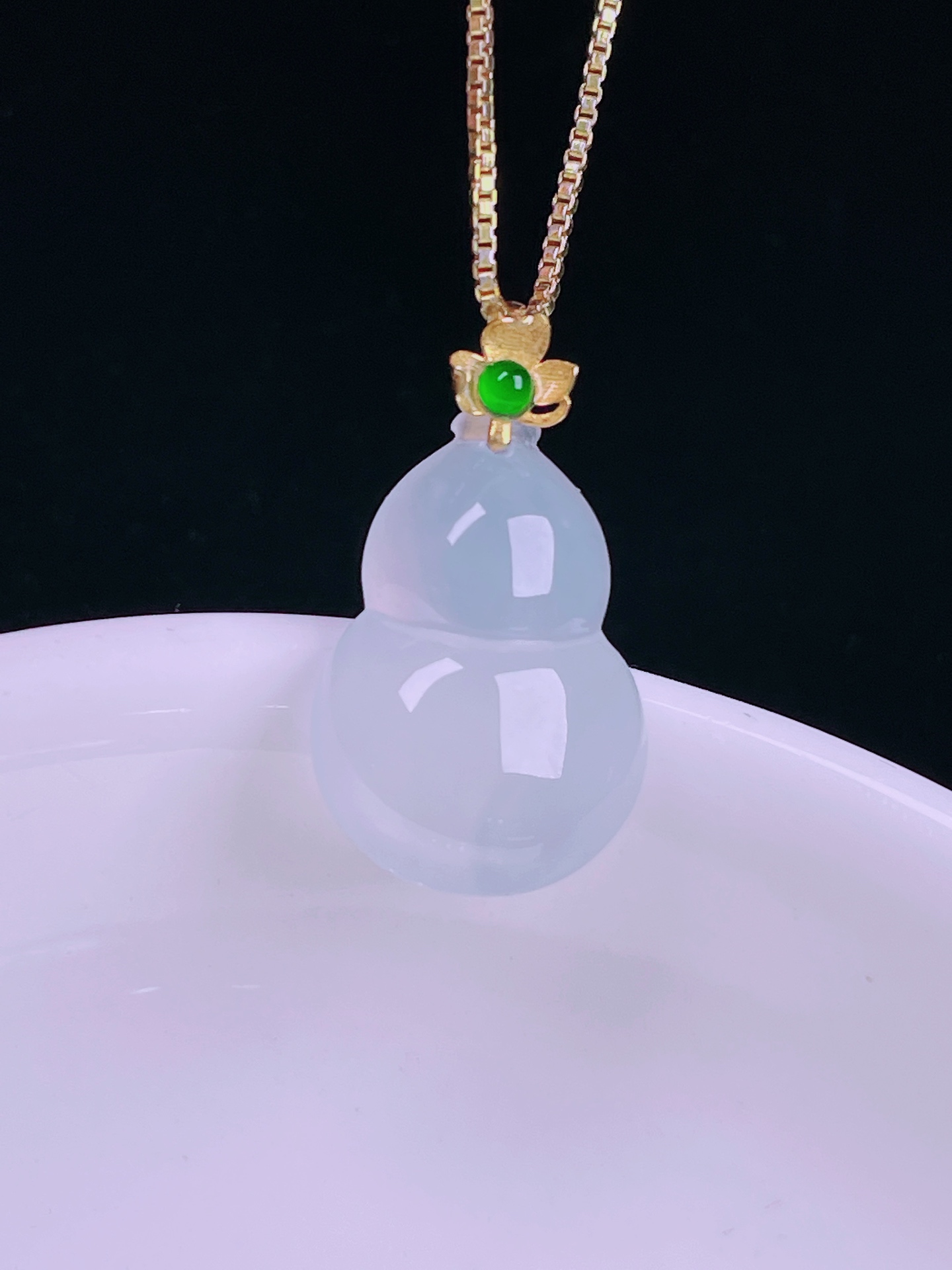 ️冰紫葫芦，老种起光，细底通透，尺寸：22.5裸石18.2/13/5.3mm0701
