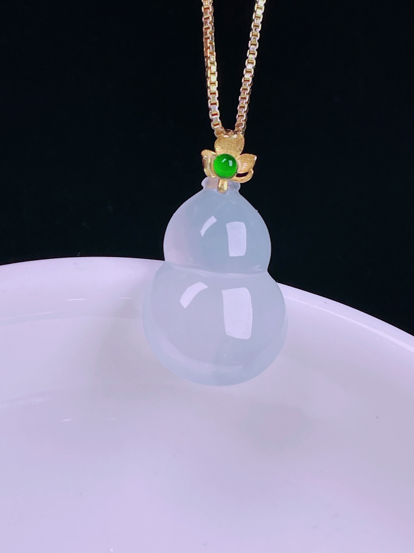 ️冰紫葫芦，老种起光，细底通透，尺寸：22.5裸石18.2/13/5.3mm0701