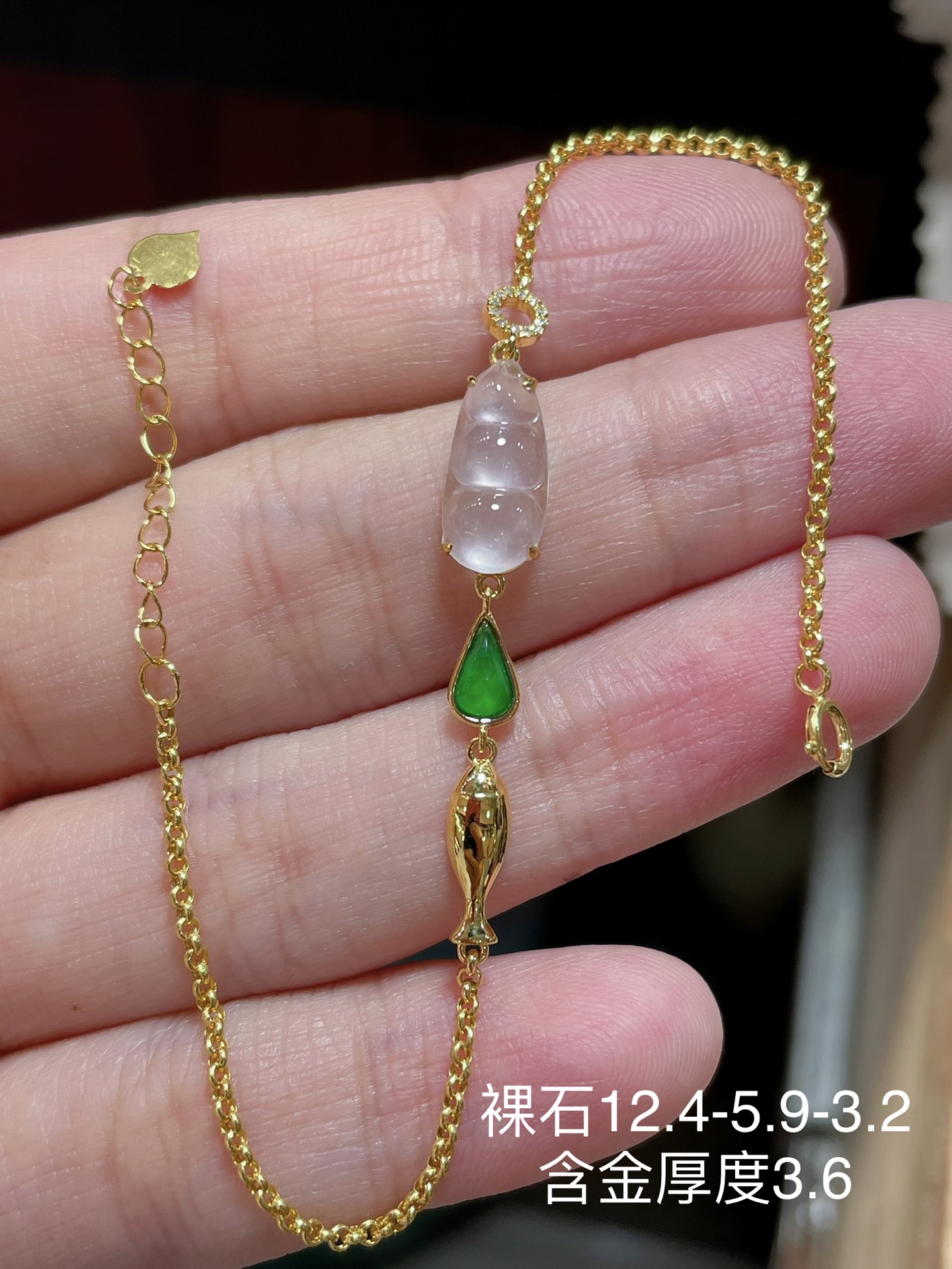 ️ 高冰底福豆手链 种水，高质感 水润润的看着都是软软的感觉 18k镶嵌，12.4-5.9-3.