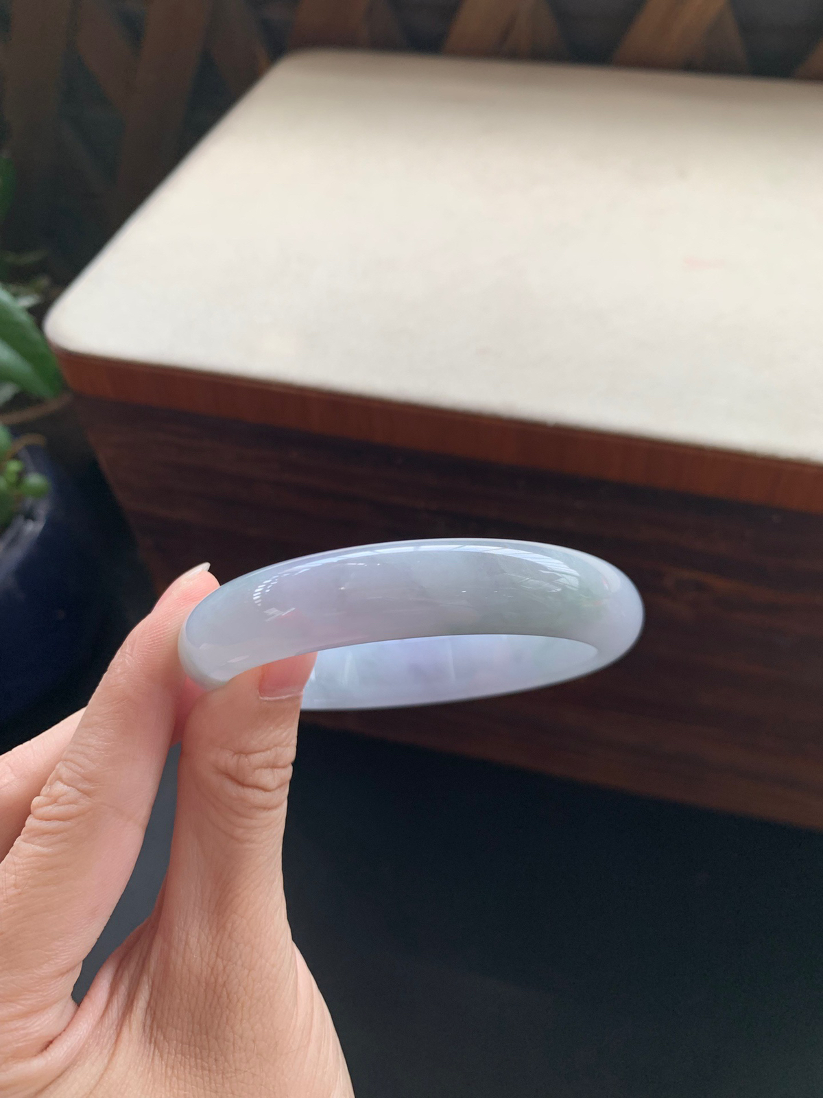 57.8圈口正圈飘花手镯