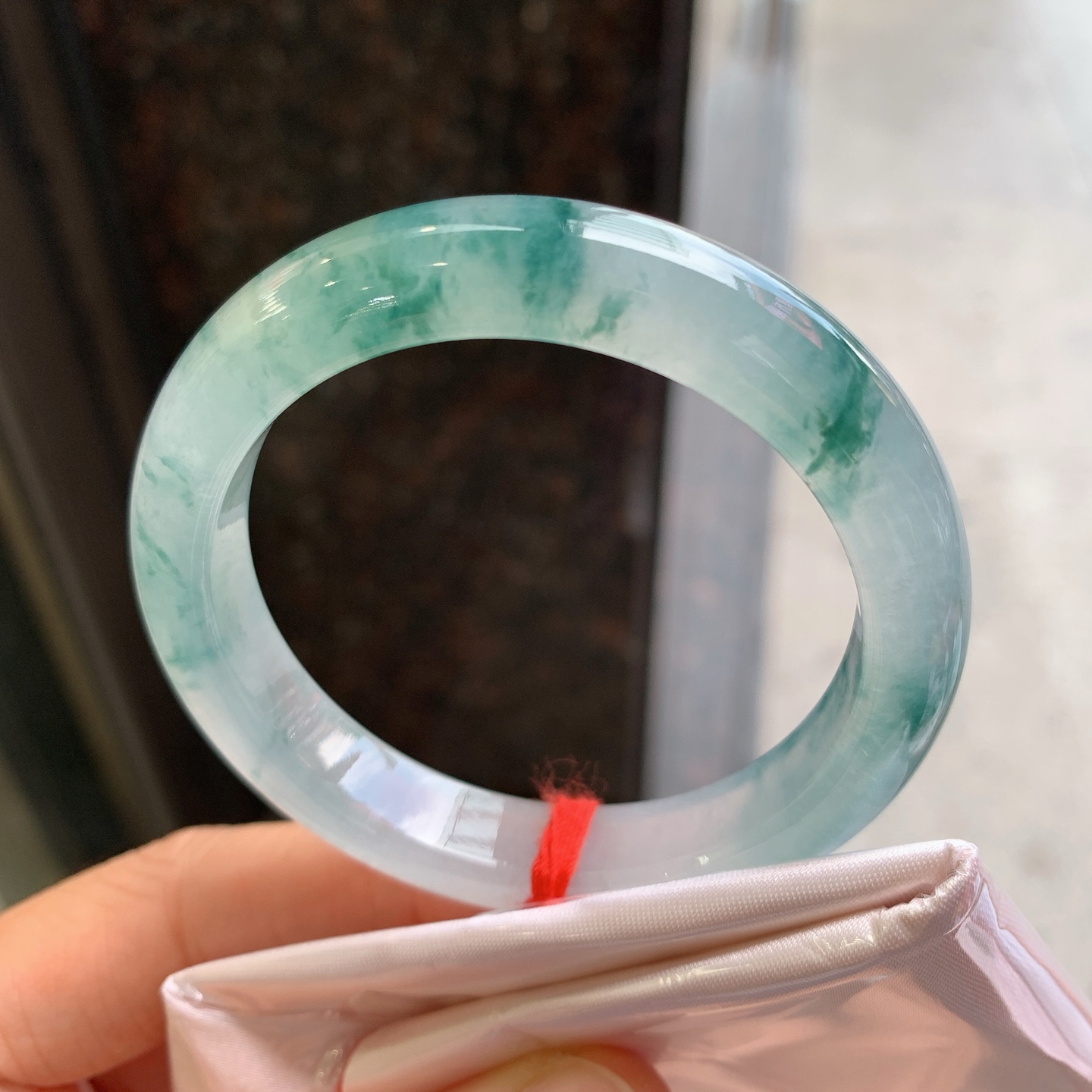 正圈冰飘花 微细纹 尺寸：50.6/10.5/8 冰润