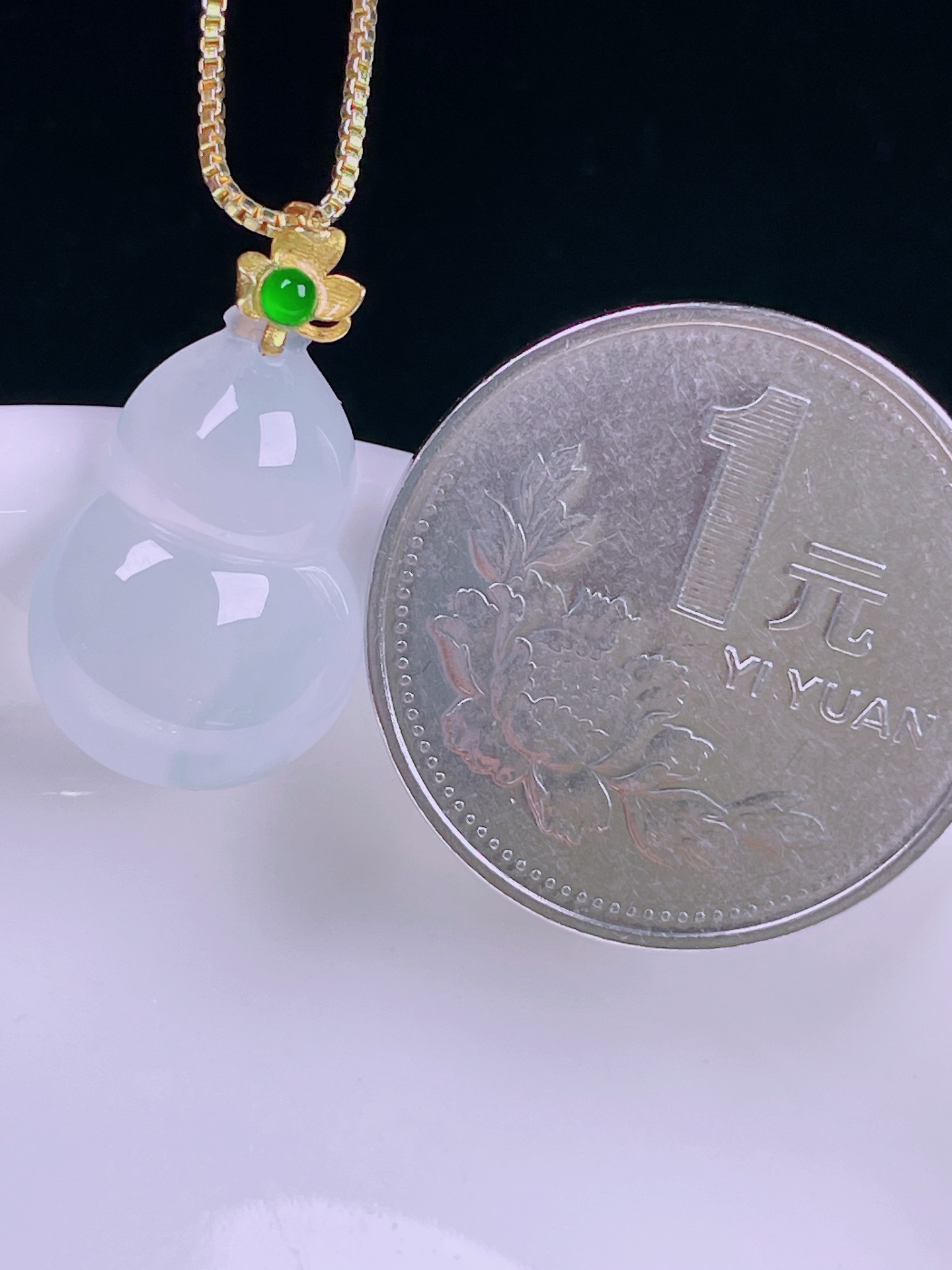 ️冰紫葫芦，老种起光，细底通透，尺寸：22.5裸石18.2/13/5.3mm0701