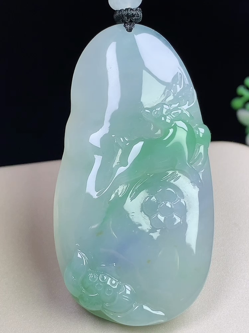 紫+绿冰双彩一路连发，无裂，尺寸57.6-30.2-8.6mm，Q01lgf9