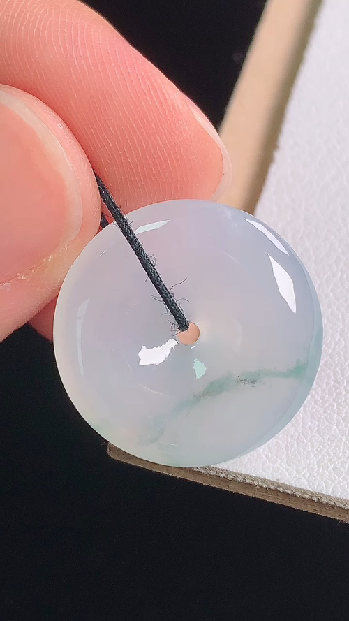 冰飘花平安扣，无裂，尺寸:19.3-3.9mm