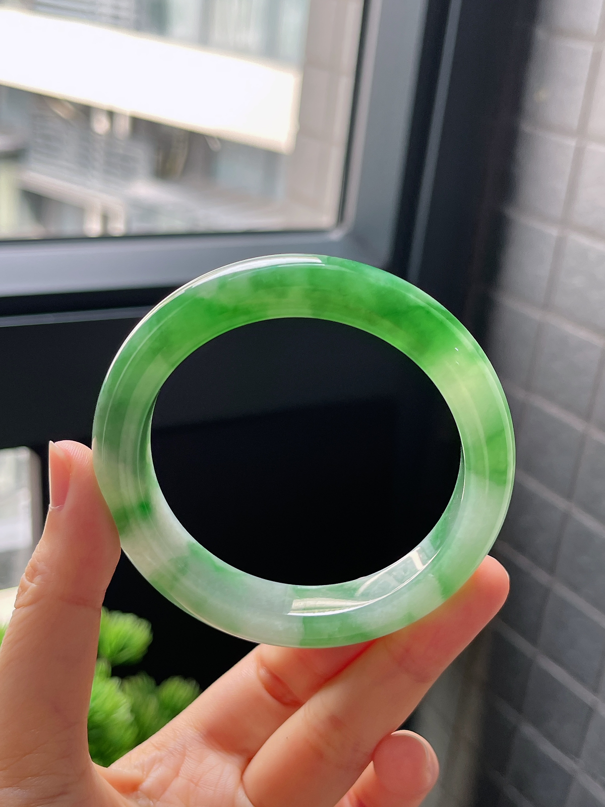 圈口54.7，冰糯种飘花翡翠正圈手镯