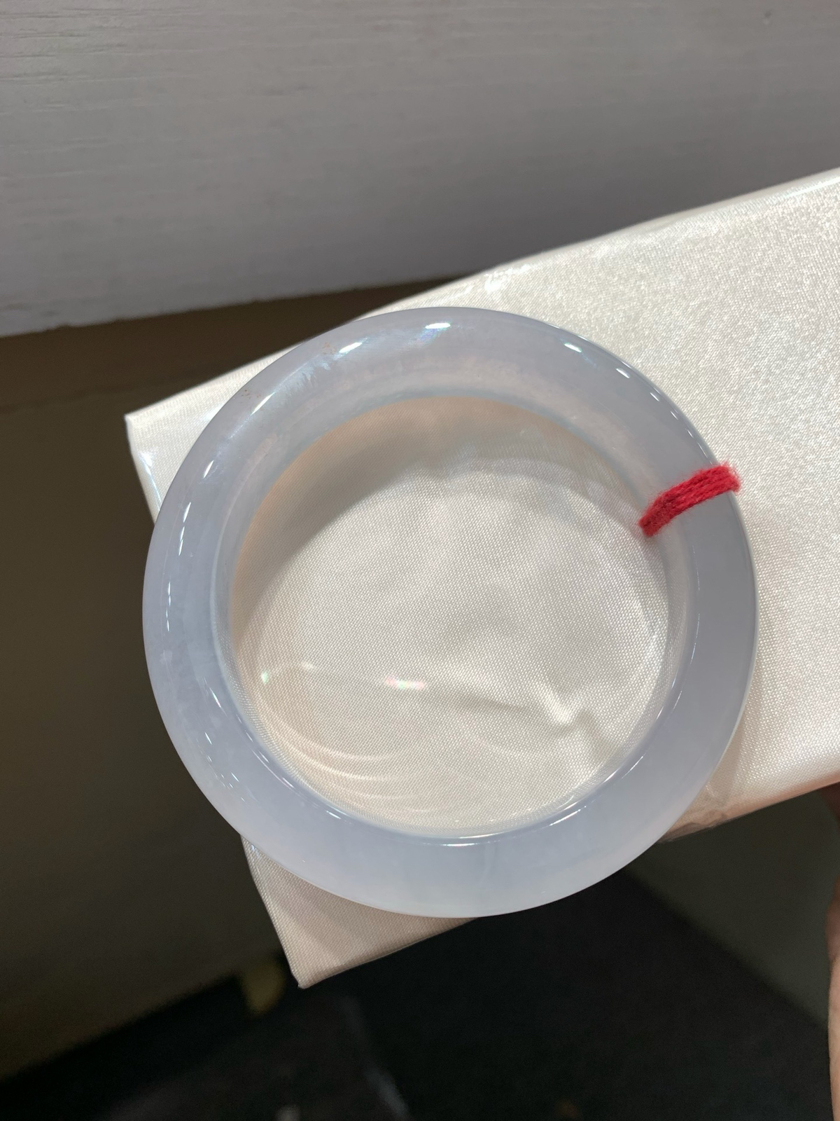尺寸54.4/12.3/9.3，冰种手镯
种水整圈冰透，上手好看