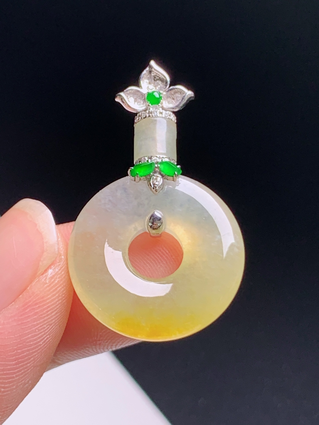️  飘黄平安扣吊坠，蜜糖底色18K金镶，精巧别致平安护身