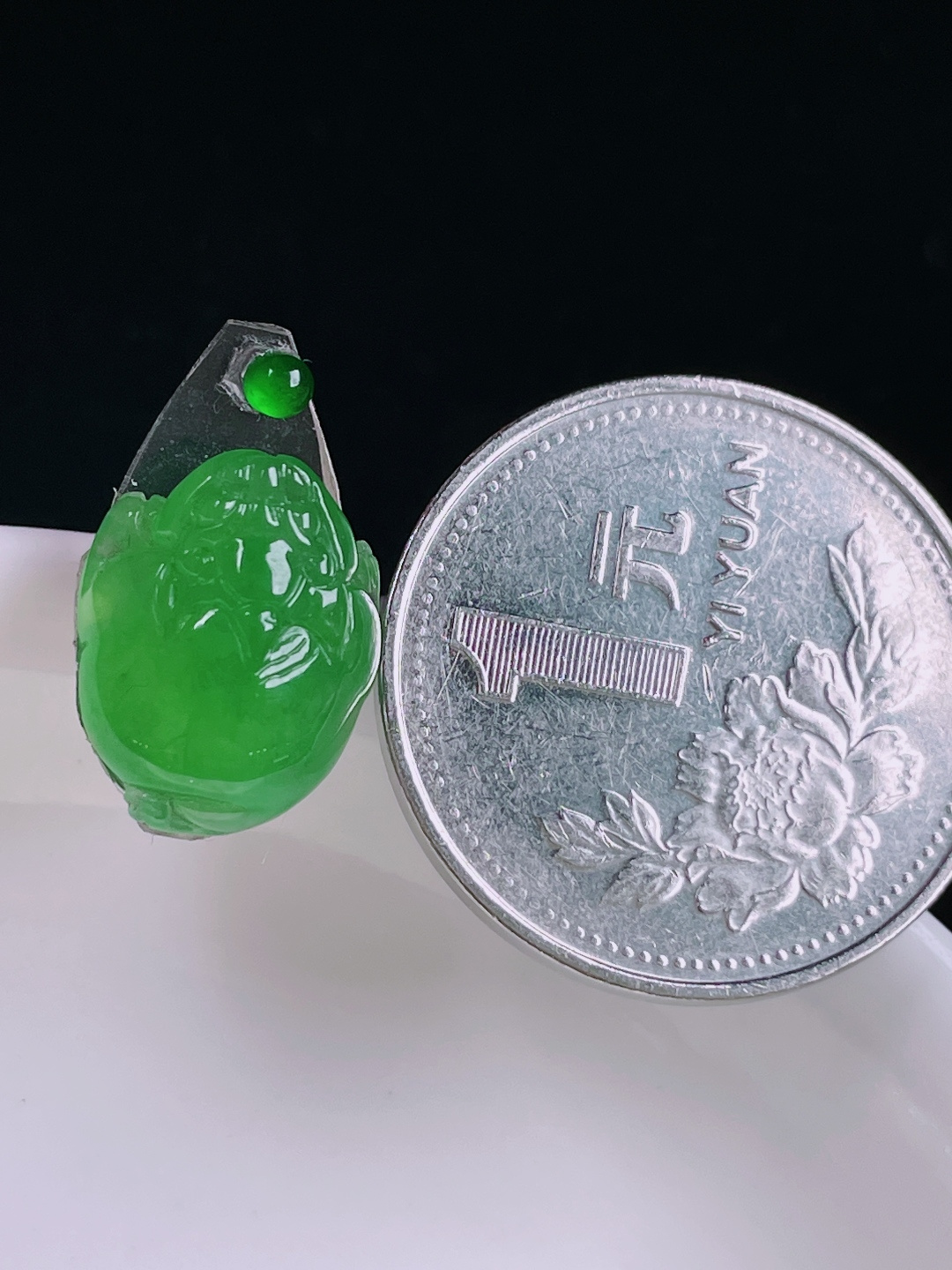 ️冰绿金蟾，老种起光，细底通透，尺寸：14.7/11.8/6.7mm0702