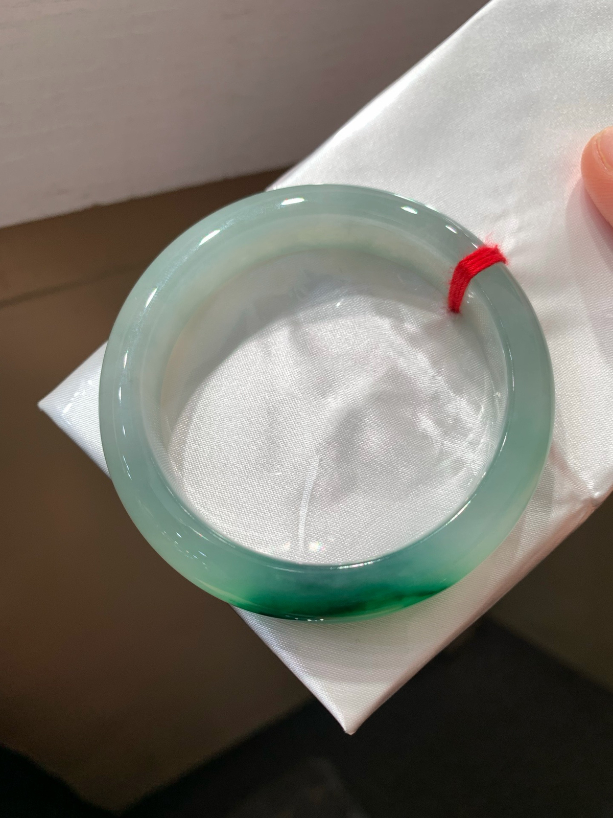尺寸53.2/12.1/8.1，飘绿花手镯
种老肉细 清新甜美