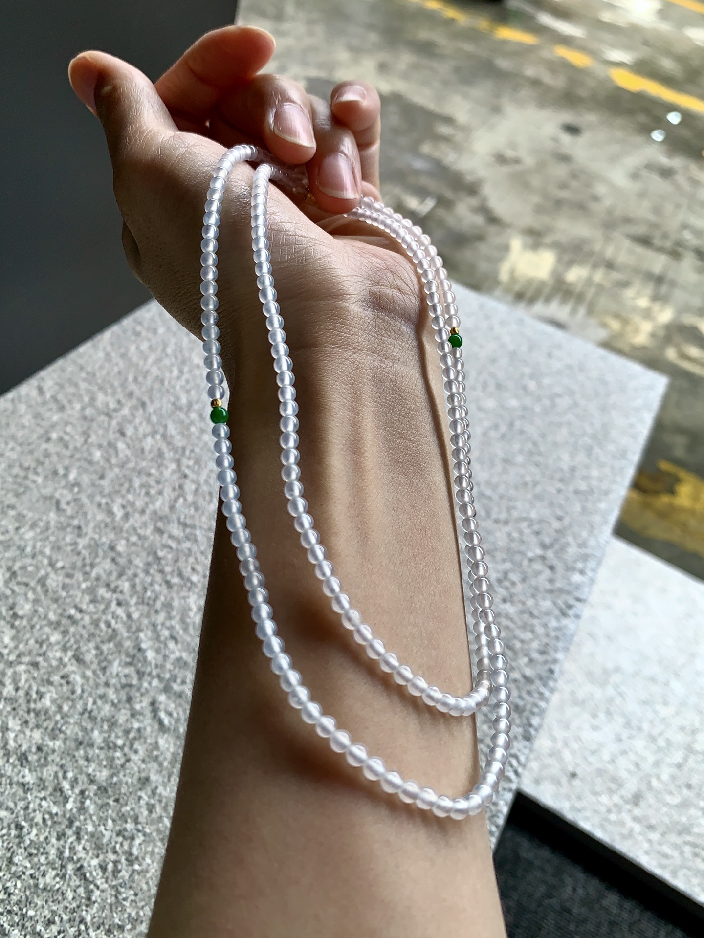白冰珠链 尺寸：3.3，212颗