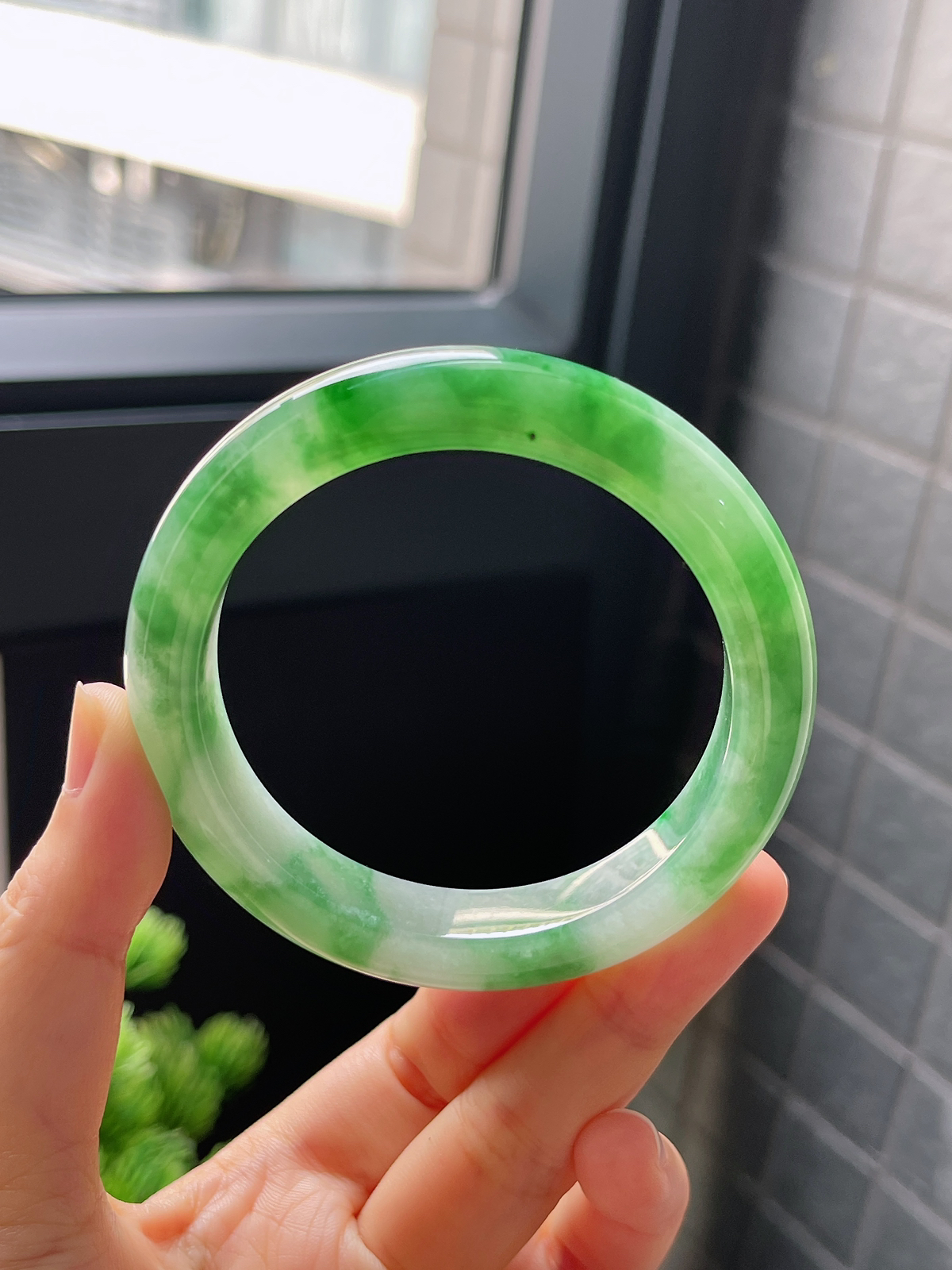 圈口54.7，冰糯种飘花翡翠正圈手镯