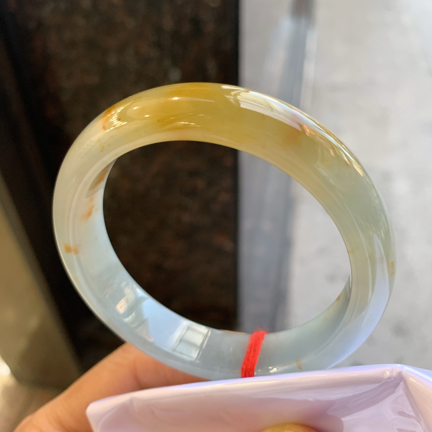 正圈黄翡 无裂 尺寸：56/12.8/8 细腻