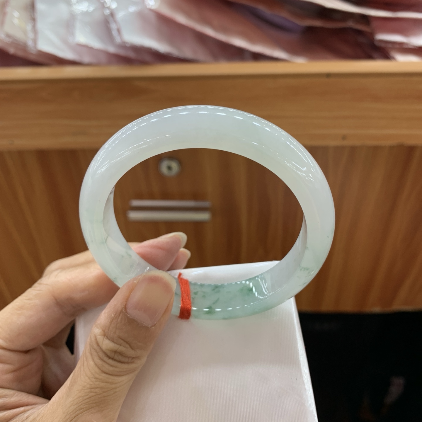 070140MMJ 冰飘花正圈翡翠手镯 57.7-12.8-8.2
