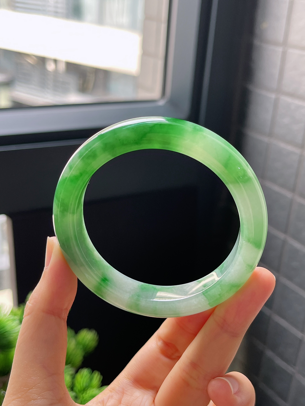 圈口54.7，冰糯种飘花翡翠正圈手镯