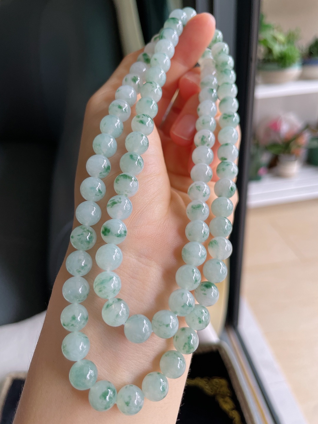 ️，缅甸天然翡翠A货，冰飘花珠链，尺寸：8mm78颗。【编4358】