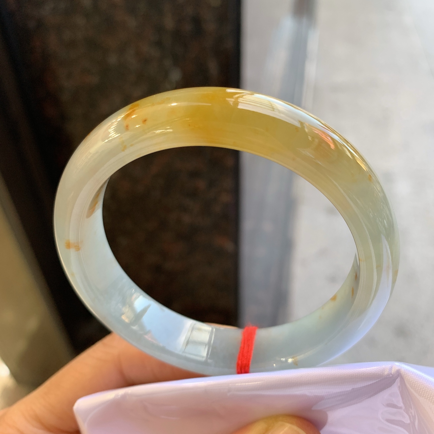 正圈黄翡 无裂 尺寸：56/12.8/8 细腻