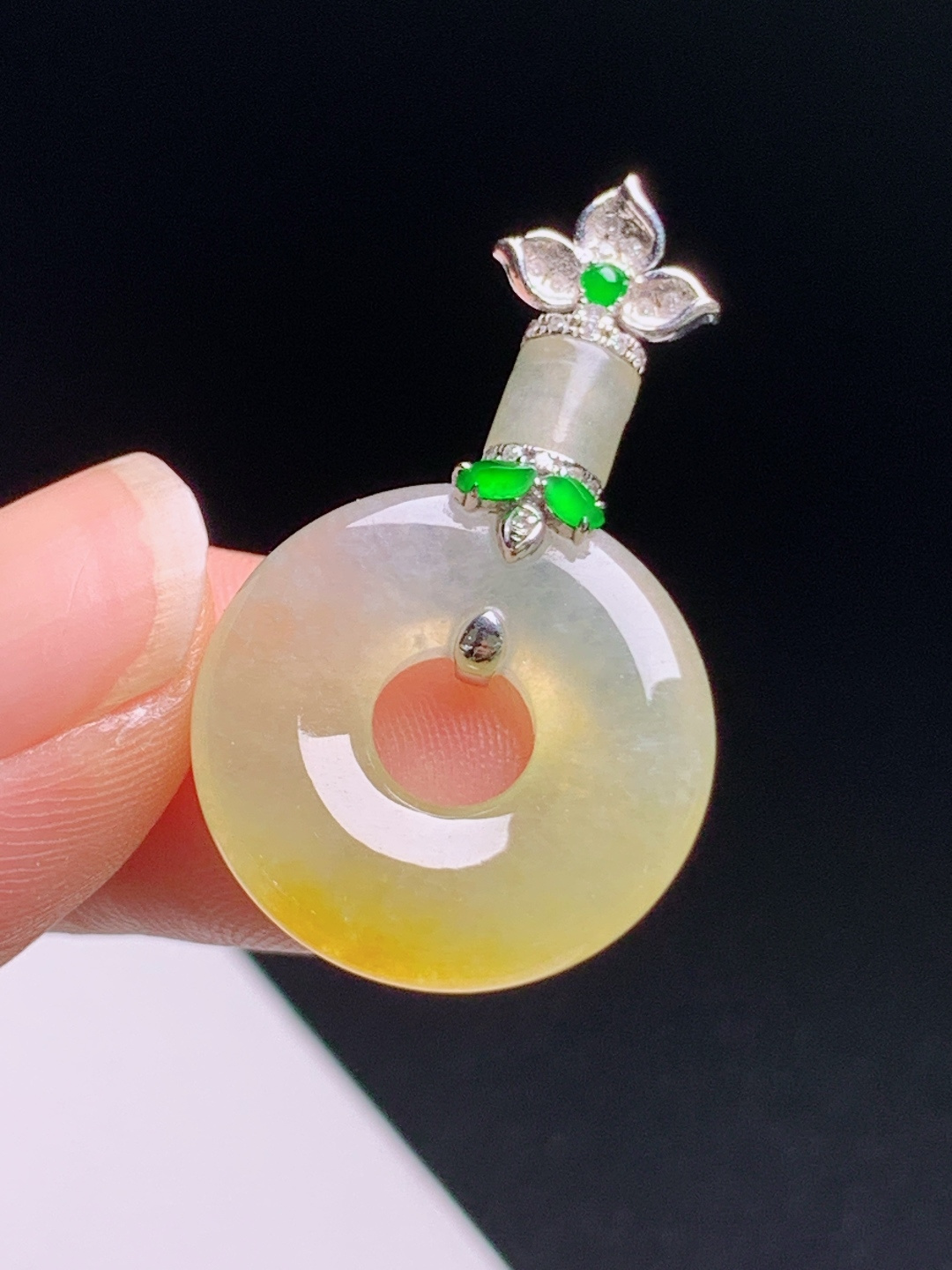 ️  飘黄平安扣吊坠，蜜糖底色18K金镶，精巧别致平安护身