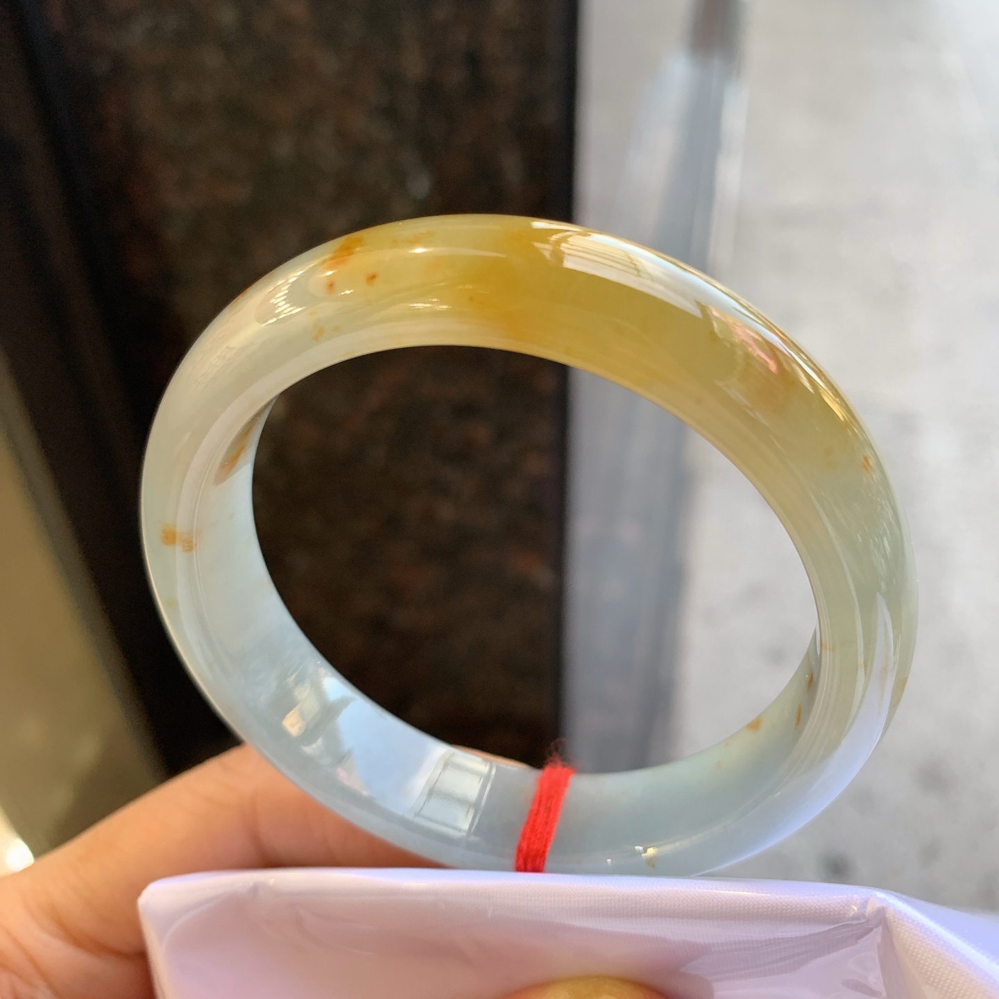 正圈黄翡 无裂 尺寸：56/12.8/8 细腻