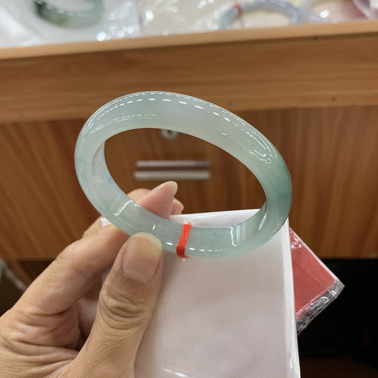 070125GX 飘花贵妃翡翠手镯 54-46.7-11.3-7.6