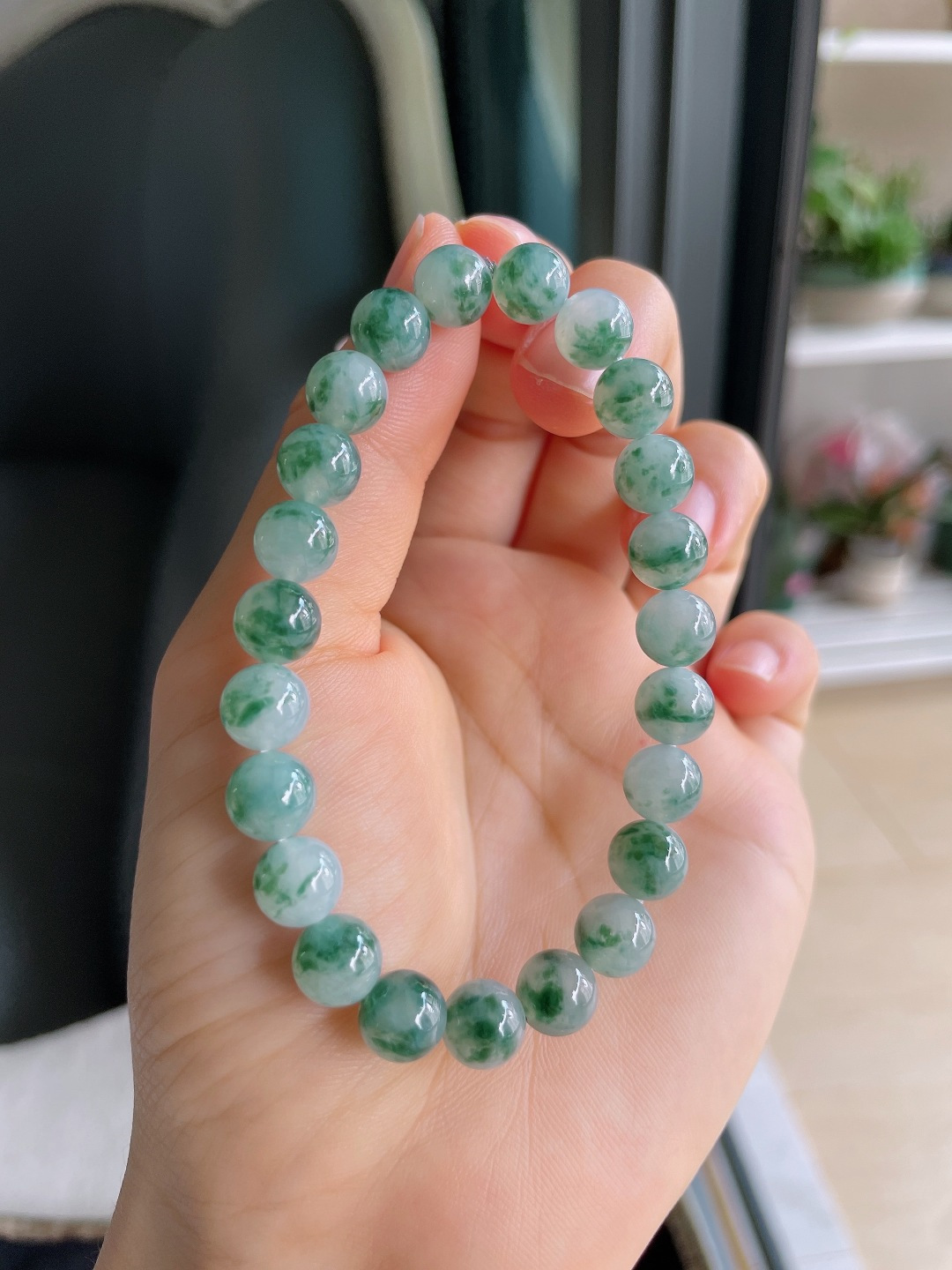 ️，天然翡翠A货，冰飘花手串，尺寸：8mm。【编4353】