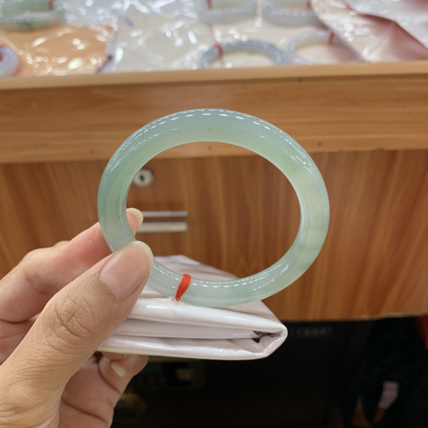 冰湖水绿小圆条翡翠手镯 54.5-8.6-8.5