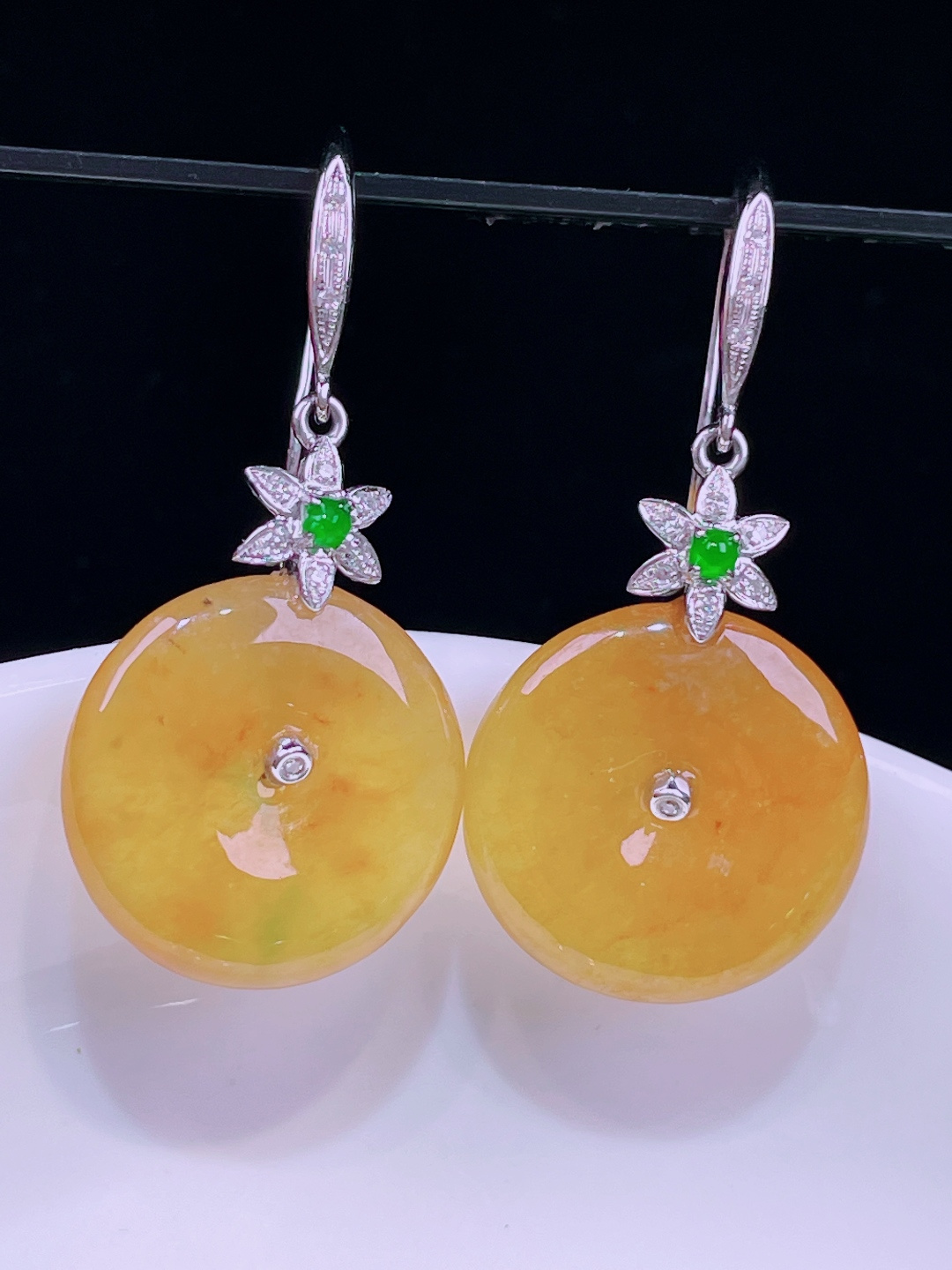 ️冰黄耳坠，老种起光，细底通透，尺寸：裸石15.8/3.3mm0703
