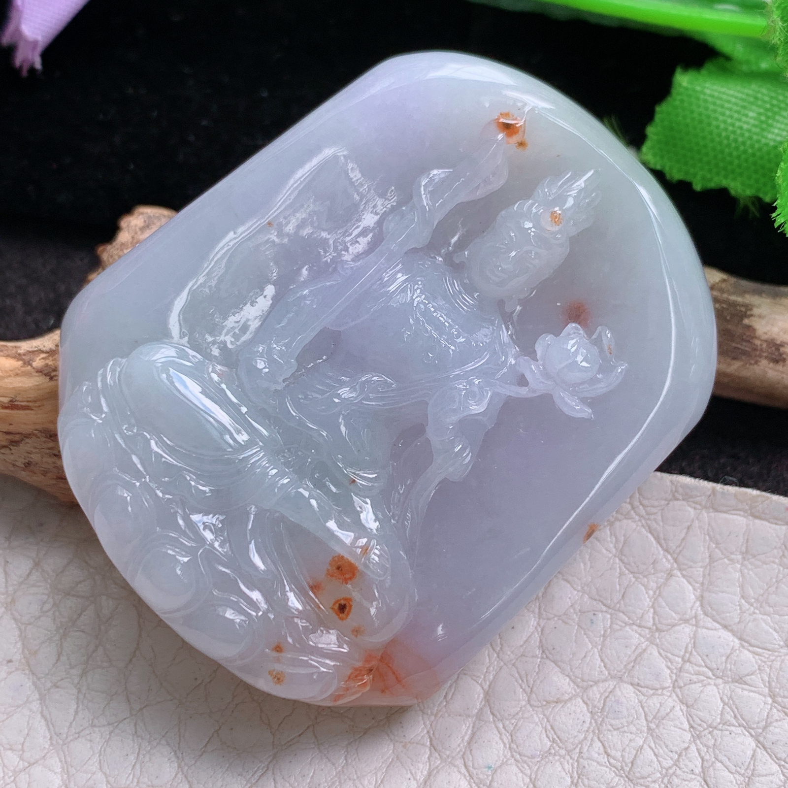 Lz实拍47*38*11缅甸翡翠淡紫底撒金虚空藏菩萨观音吊坠生肖守护神