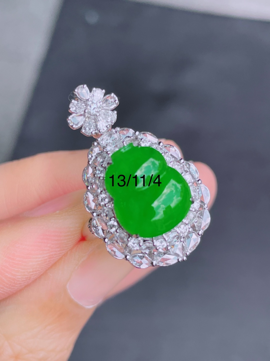️绿葫芦戒指 晶莹剔透，新颖时尚，无裂，13-11-4