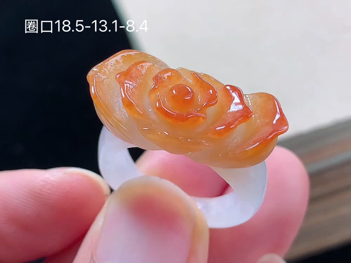 冰红翡戒圈 无裂 尺寸，18.5-13.1-8.4