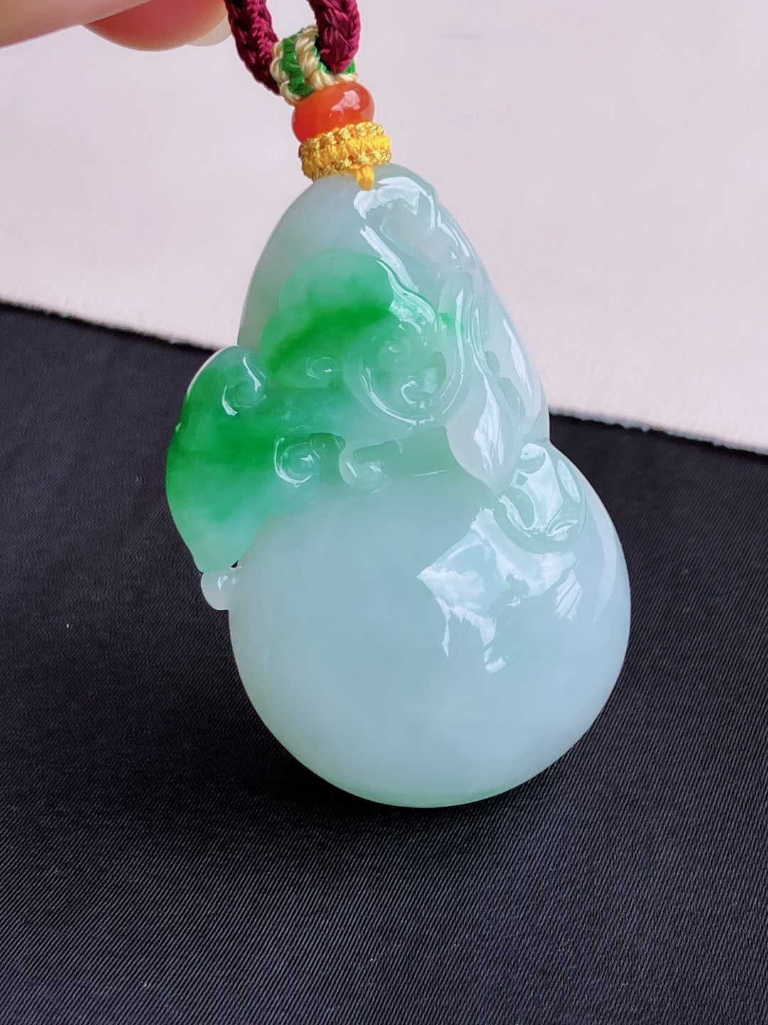 翠绿葫芦，饱满大气，尺寸43.8/28.6/11.6/自然光实拍