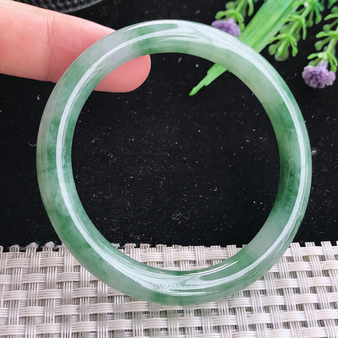 实拍A货翡翠53.5/7.8/8.1老坑冰胶飘花圆条手镯平安镯平安镯
