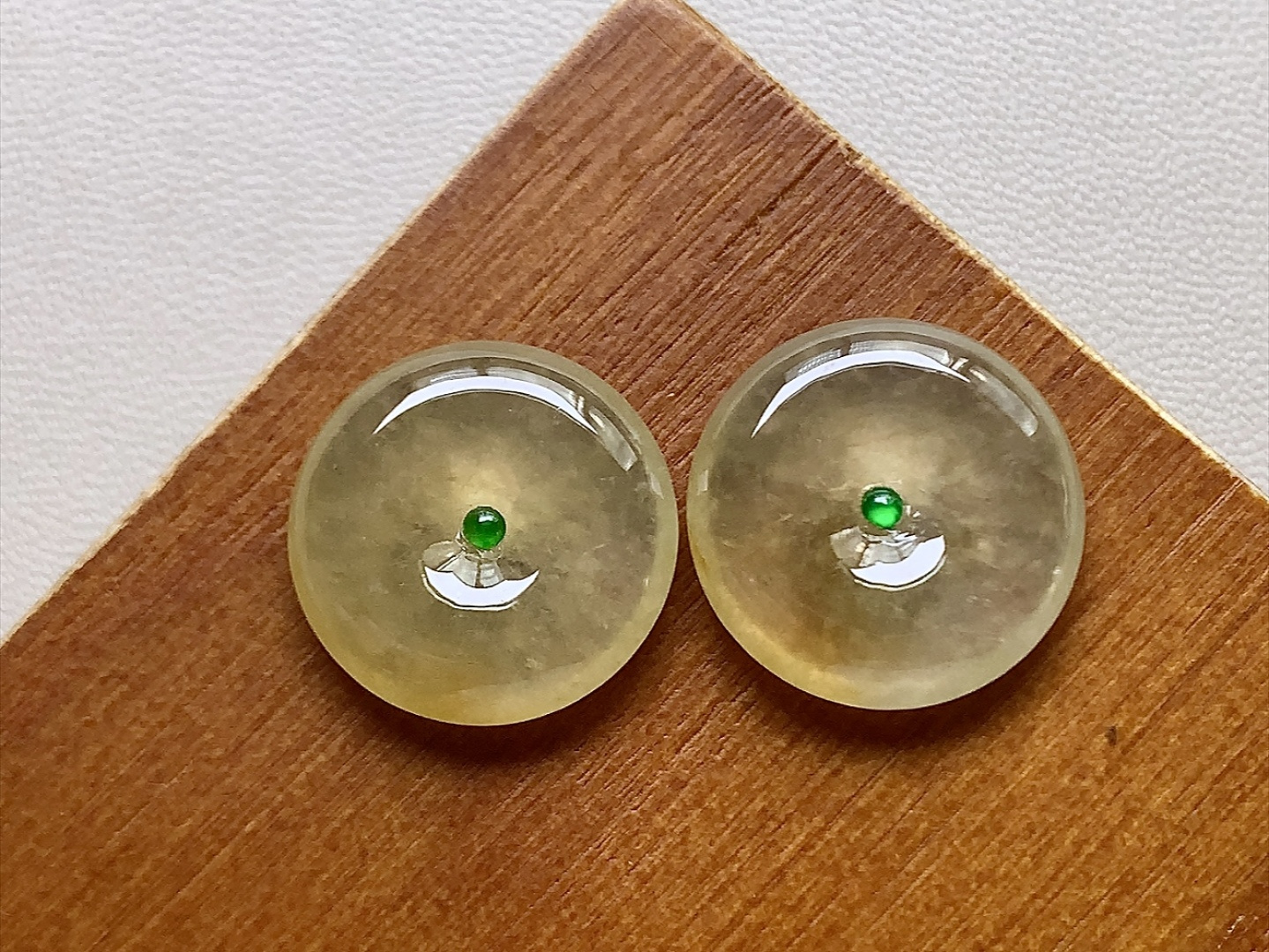 ️ 黄翡怀古一对 色泽金黄漂亮，种水，无裂，尺寸16*4
