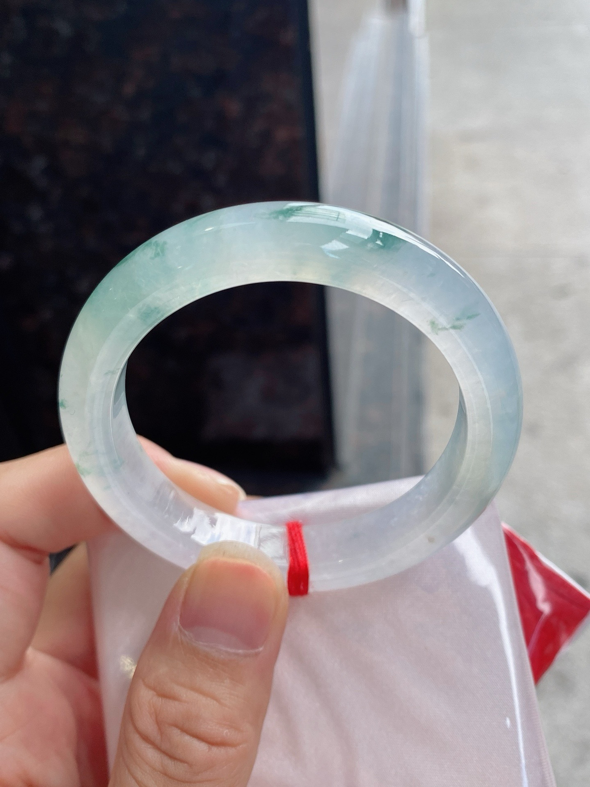 圈口50.3-11-8.3    【冰种飘花正圈手镯】*圈口50  51可戴  质地细腻   种水好