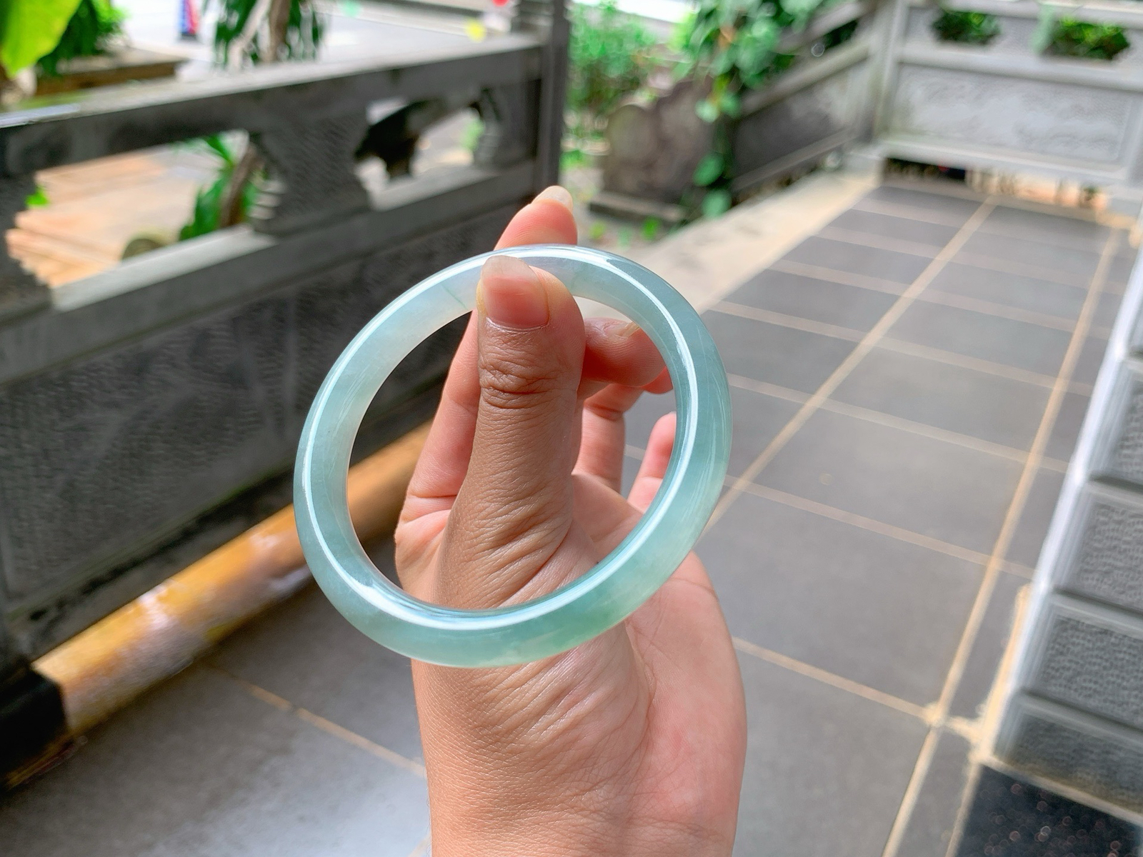 ｜58圈口
冰晴美人条，条粗:9，半山半水款，底妆胶胶润润的，芊细柔和温柔兼并