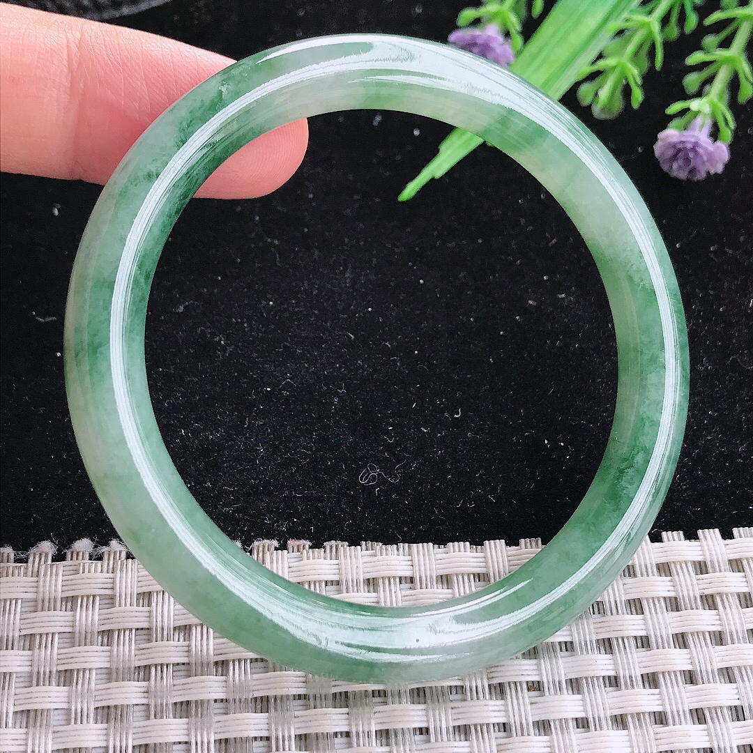 实拍A货翡翠53.5/7.8/8.1老坑冰胶飘花圆条手镯平安镯平安镯