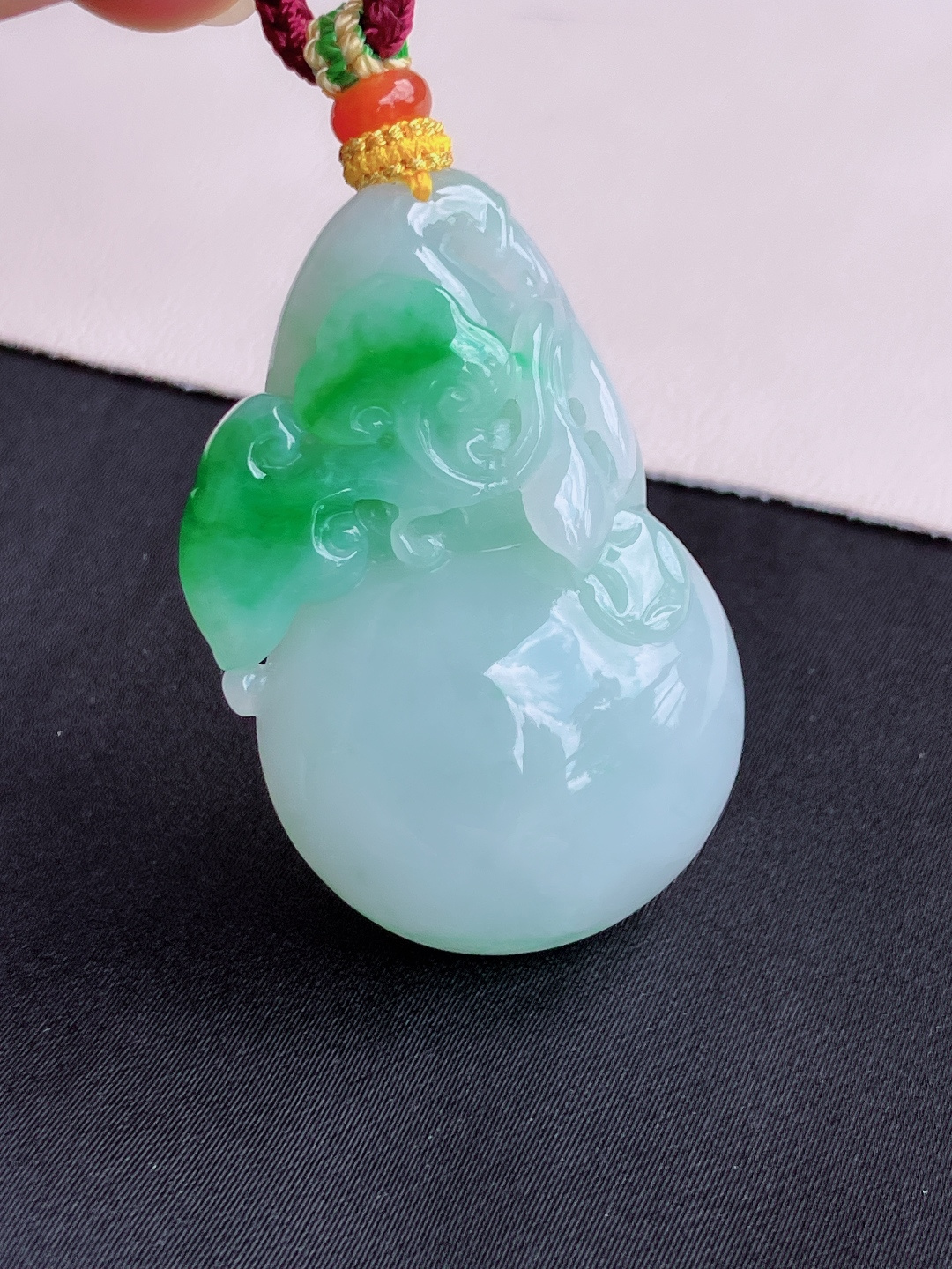 翠绿葫芦，饱满大气，尺寸43.8/28.6/11.6/自然光实拍