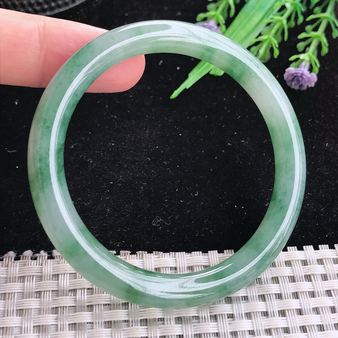 实拍A货翡翠53.5/7.8/8.1老坑冰胶飘花圆条手镯平安镯平安镯