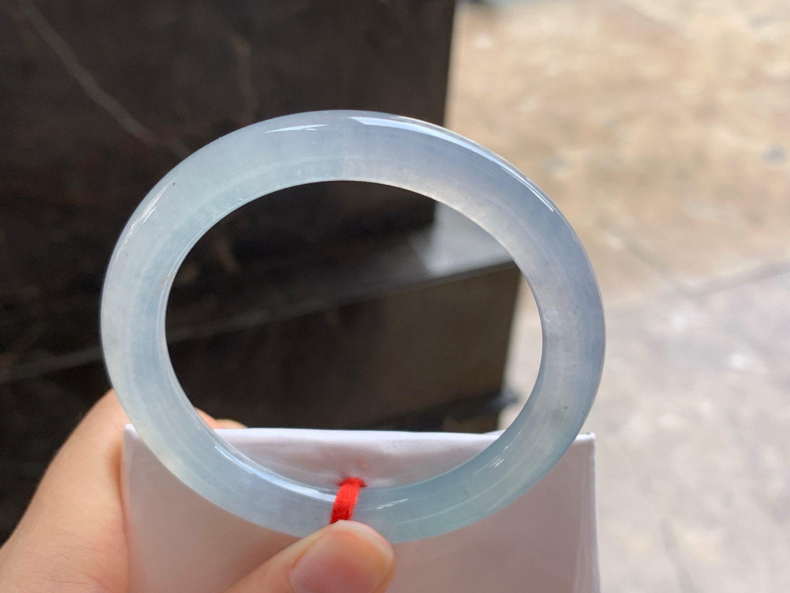 53-8.7
冰种圆条手镯^_^冰透