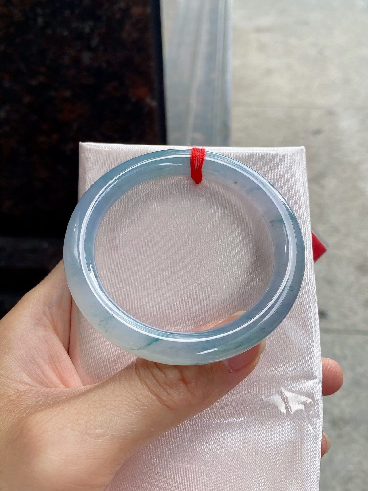 圈口52.3-8.1-8.9     【冰紫飘花圆条手镯】*圈口52  53可戴  质地细腻   种水好