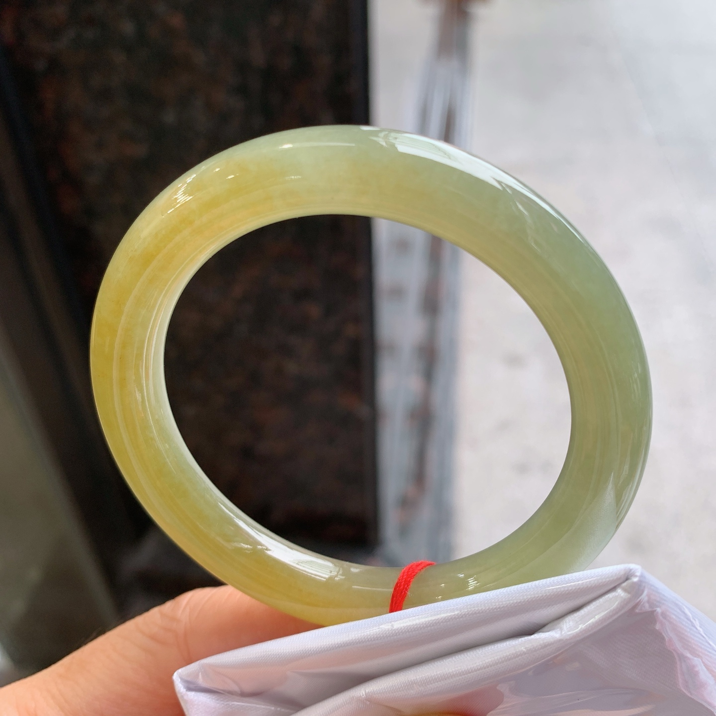 圆条黄翡 无裂 尺寸：54/9.4/9.3 色好