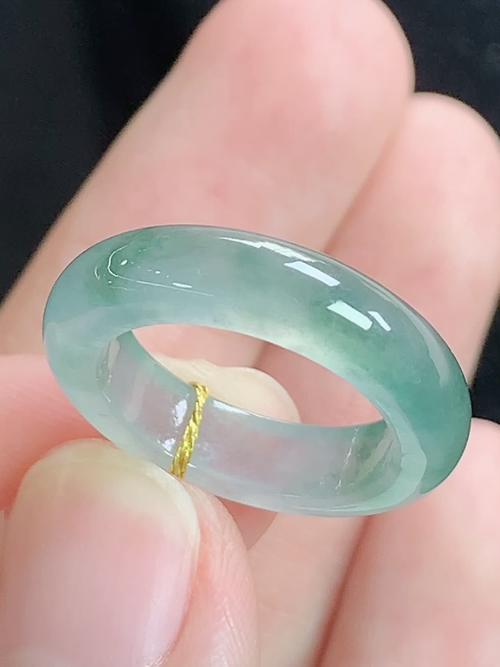 冰飘花戒指，无裂，内径尺寸15.6-4.8-3.3mm，9号手寸，Q04lyg