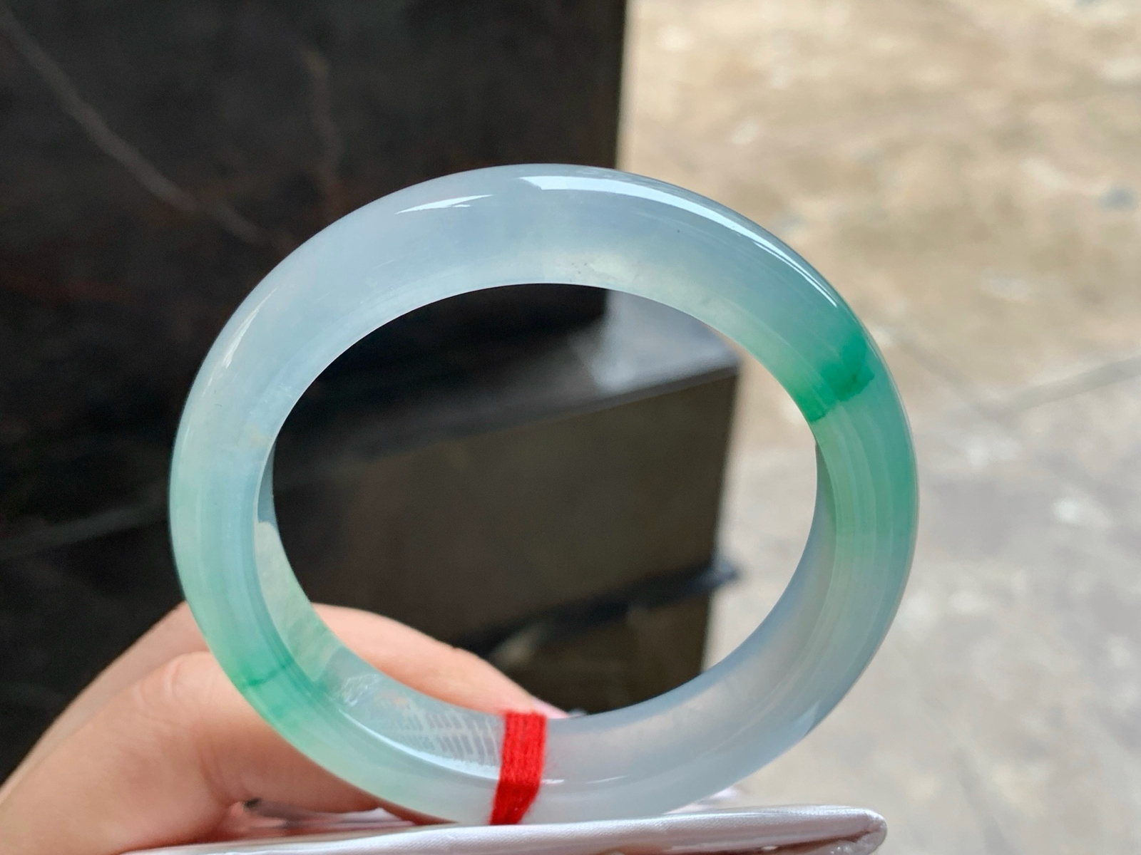 55-12-9
冰飘绿手镯^_^清新