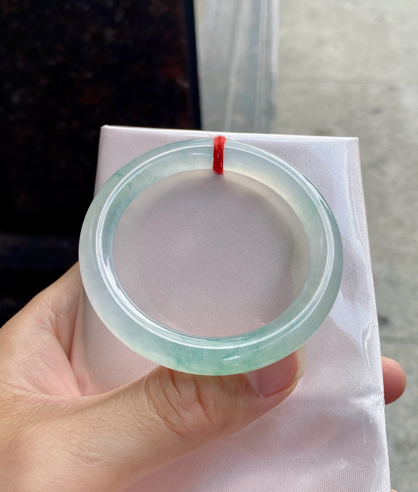 圈口49.3-8.4-8.3     【高冰种晴绿圆条手镯】*圈口49  50可戴  质地细腻   种水好