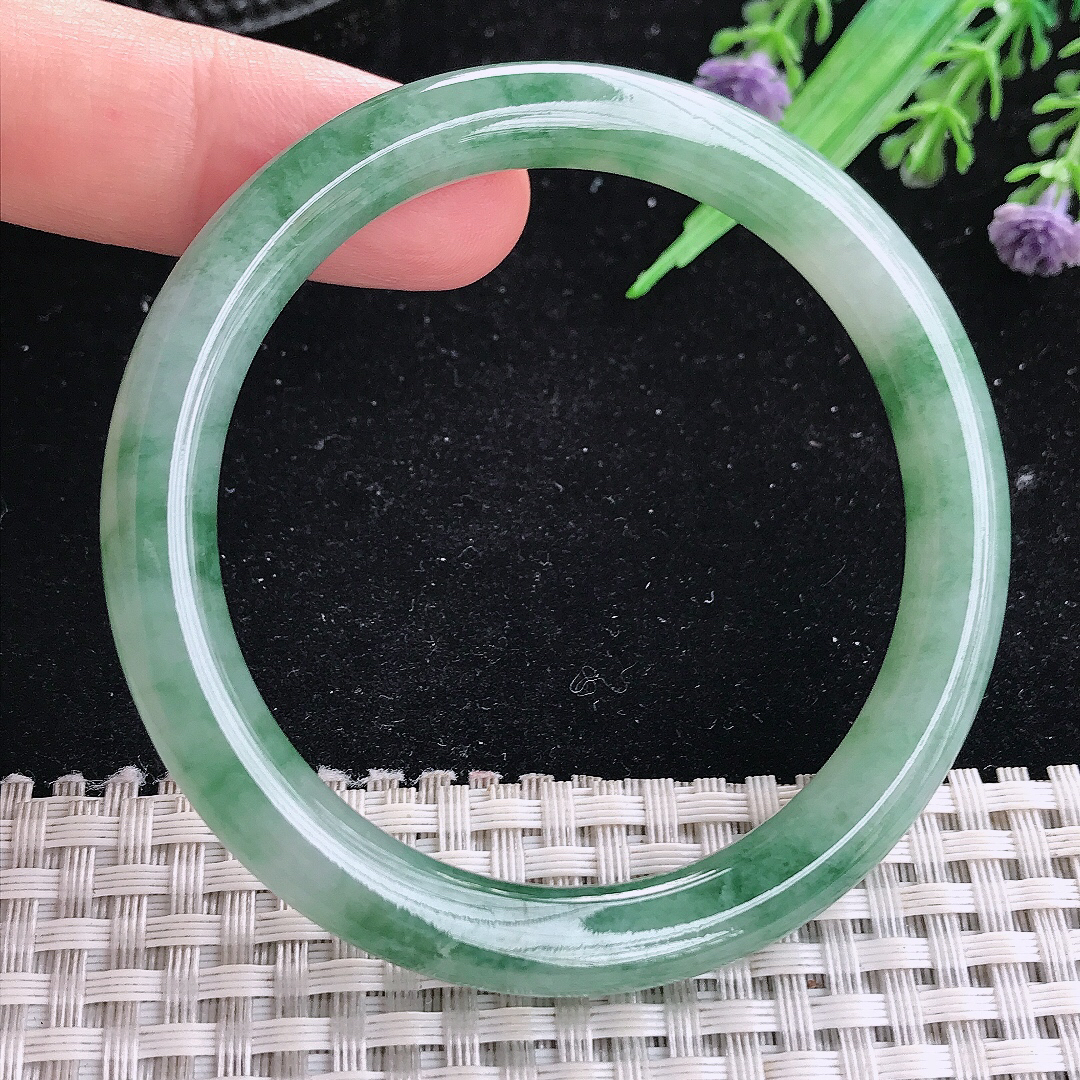 实拍A货翡翠53.5/7.8/8.1老坑冰胶飘花圆条手镯平安镯平安镯