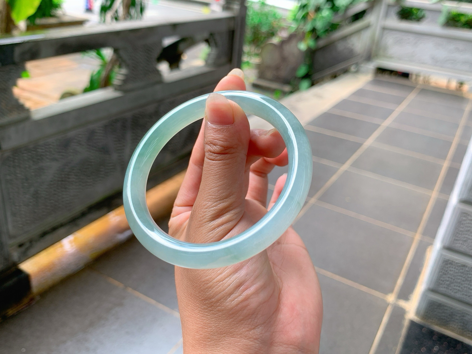 ｜58圈口
冰晴美人条，条粗:9，半山半水款，底妆胶胶润润的，芊细柔和温柔兼并