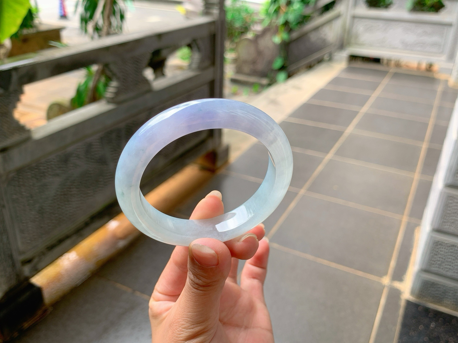 ｜55圈口
薰衣草紫，花色灵艳动人，整体像飞舞的裙摆一样轻盈流畅